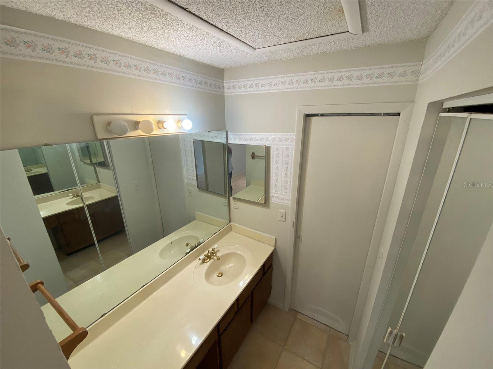 1138 EASTON ST, ORLANDO, FL, 32825