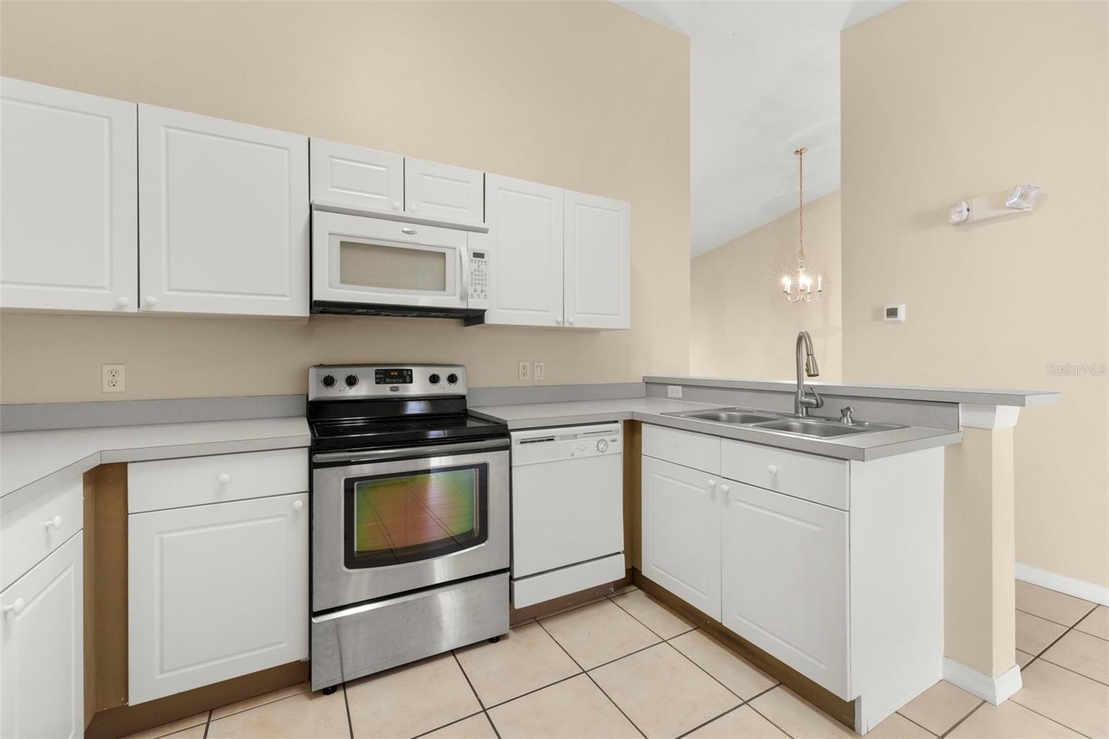 2798 CLUB CORTILE CIR #B, KISSIMMEE, FL, 34746