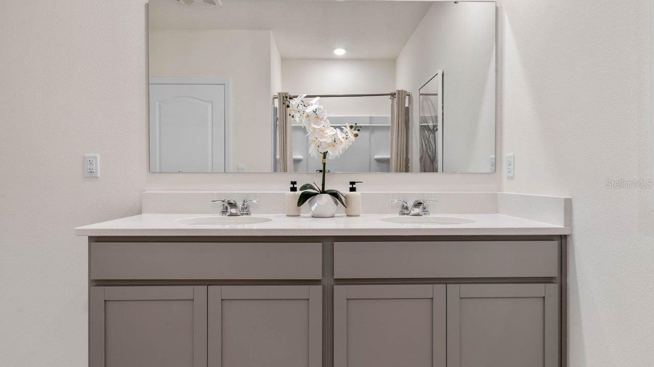 33471 COPPER HILL WAY, SORRENTO, FL, 32776