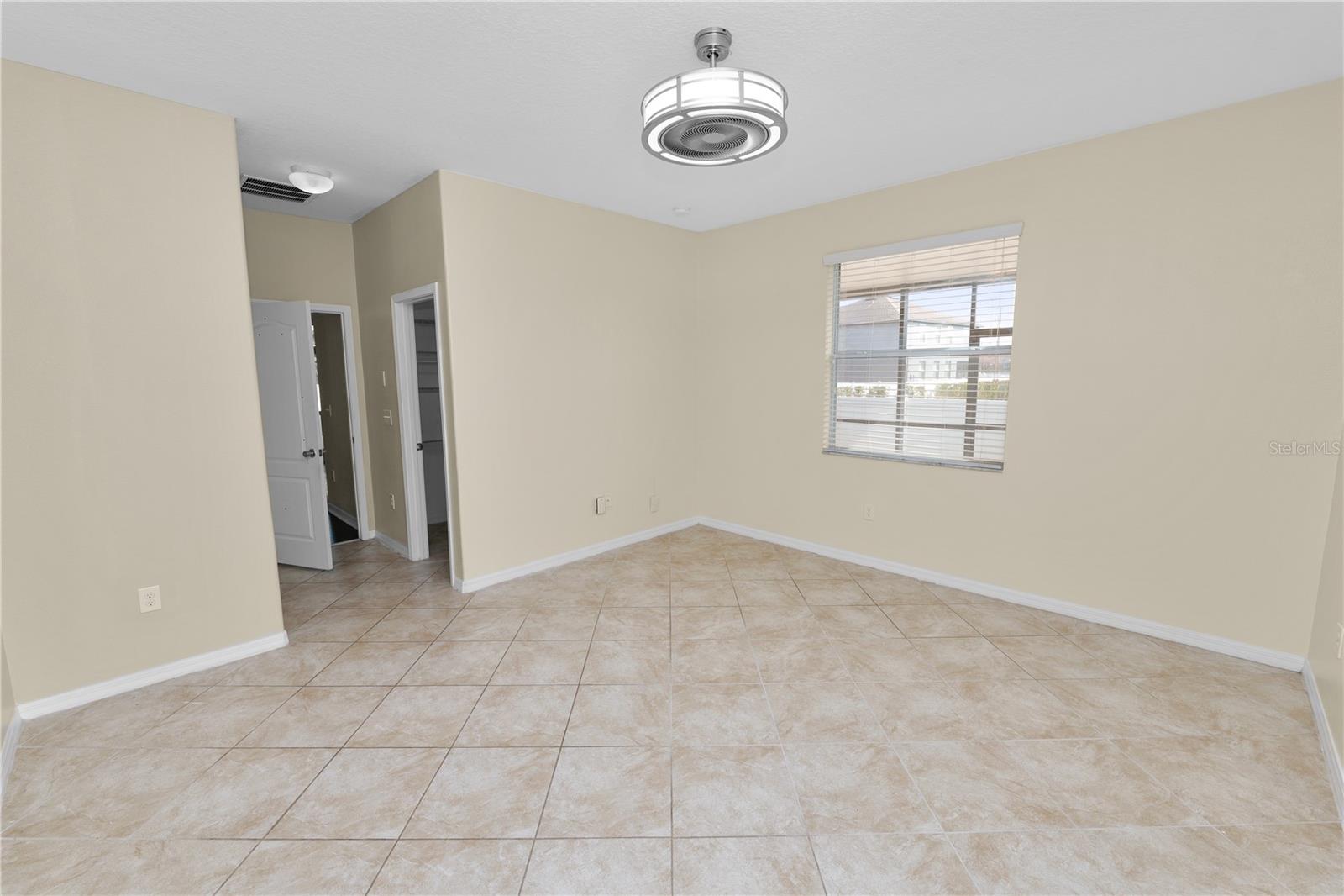18398 AYLESBURY LN, LAND O LAKES, FL, 34638
