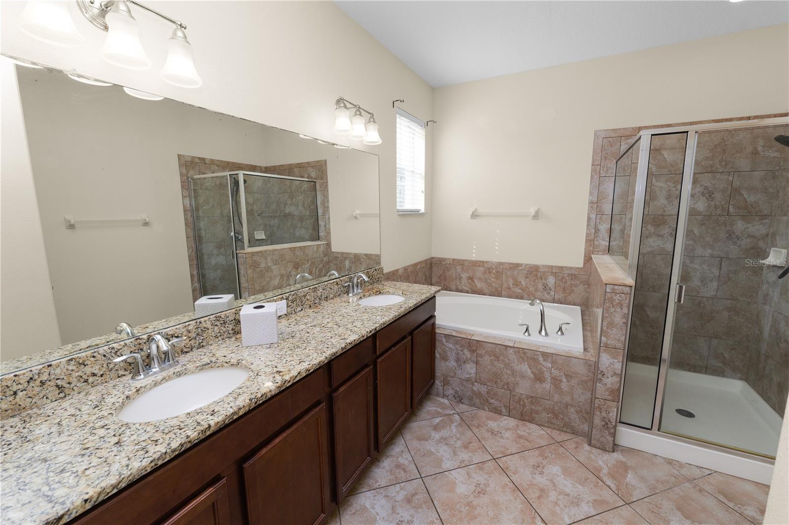 18398 AYLESBURY LN, LAND O LAKES, FL, 34638