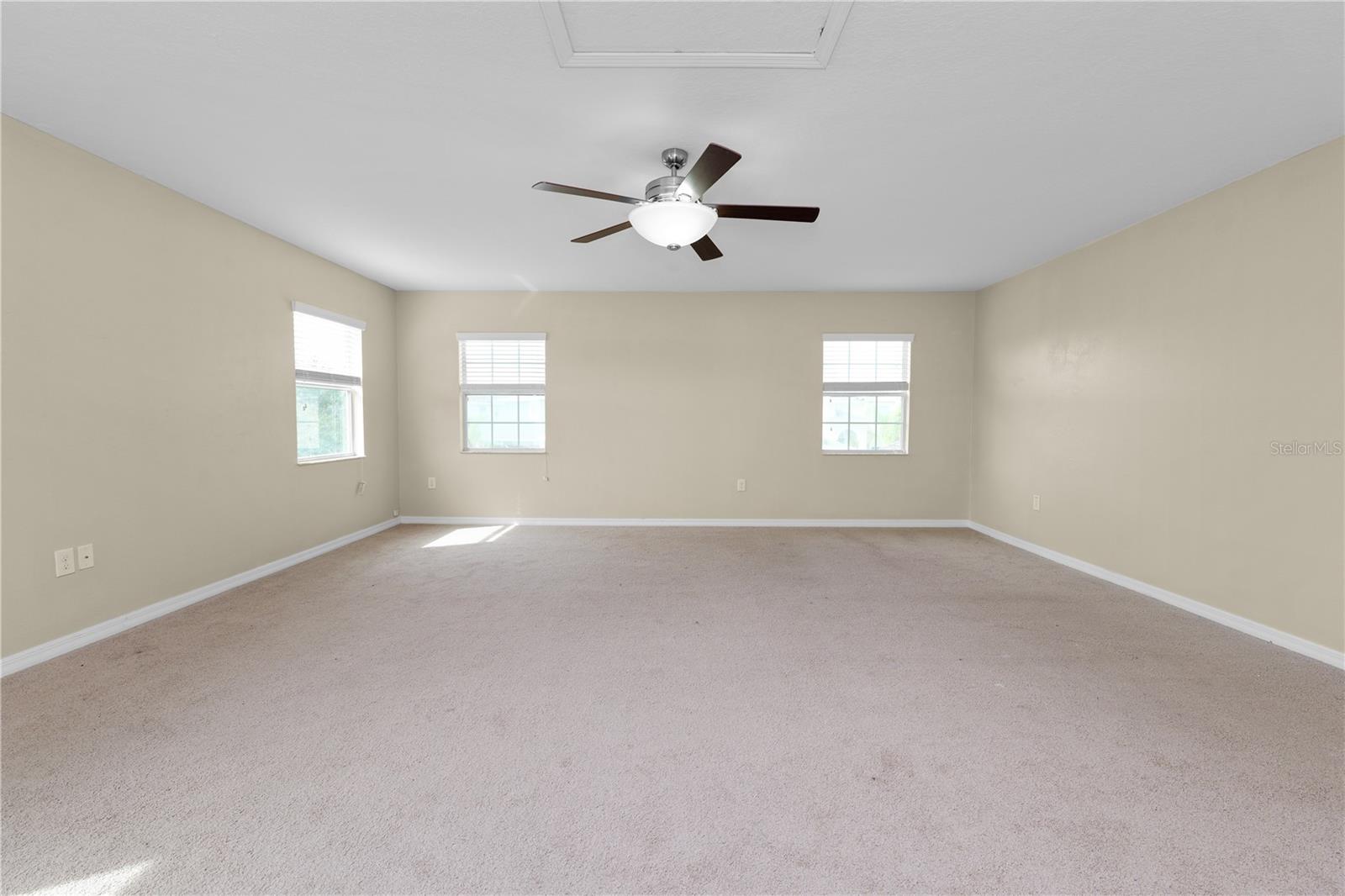 18398 AYLESBURY LN, LAND O LAKES, FL, 34638