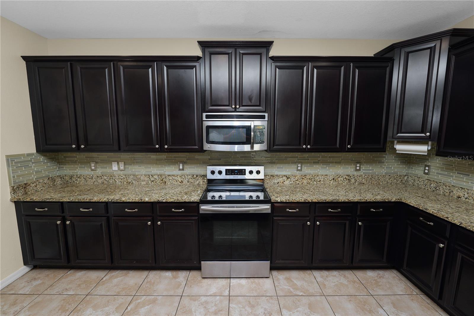 18398 AYLESBURY LN, LAND O LAKES, FL, 34638