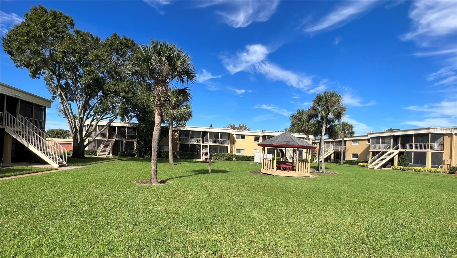 1000 LAKE OF THE WOODS BLVD #H101, FERN PARK, FL, 32730