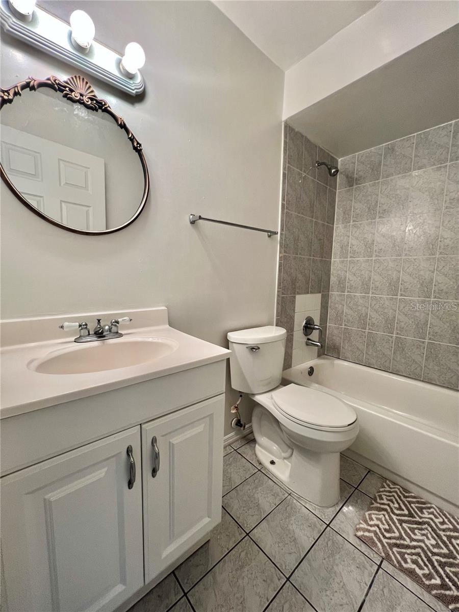 1000 LAKE OF THE WOODS BLVD #H101, FERN PARK, FL, 32730
