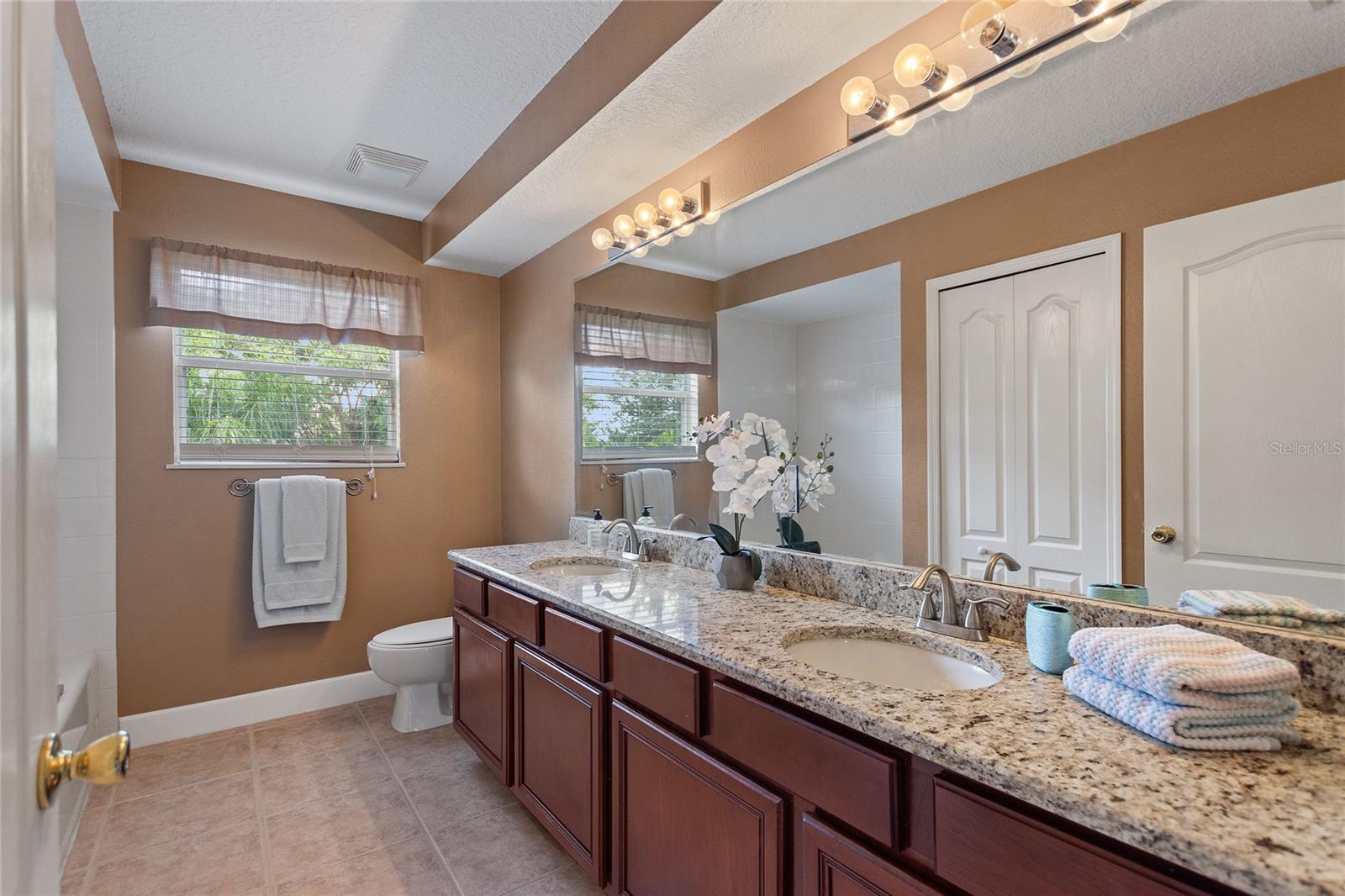 13005 ISLAMORADA DR, ORLANDO, FL, 32837