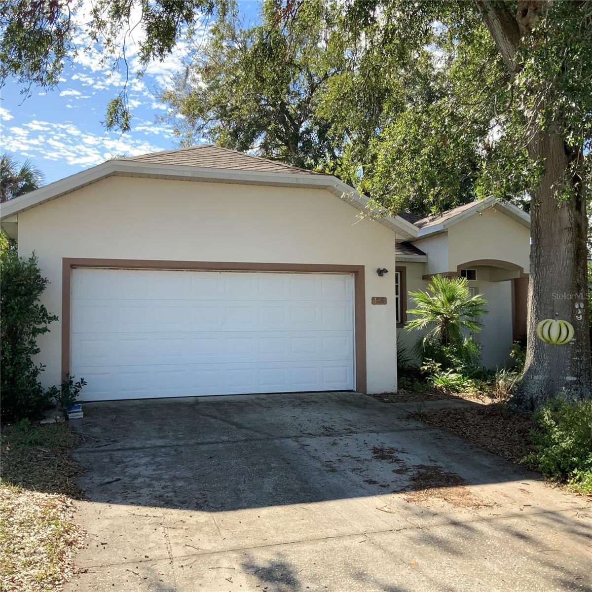 326 BLUFF PASS DR, EUSTIS, FL, 32726