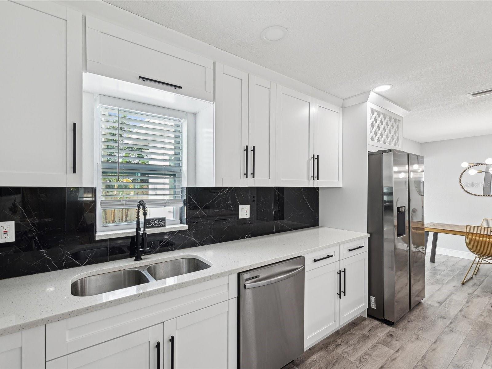 10264 OAKHURST RD, LARGO, FL, 33774