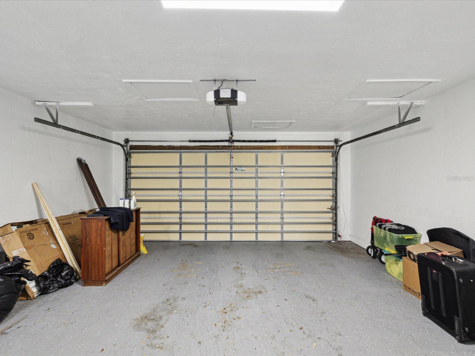 10264 OAKHURST RD, LARGO, FL, 33774