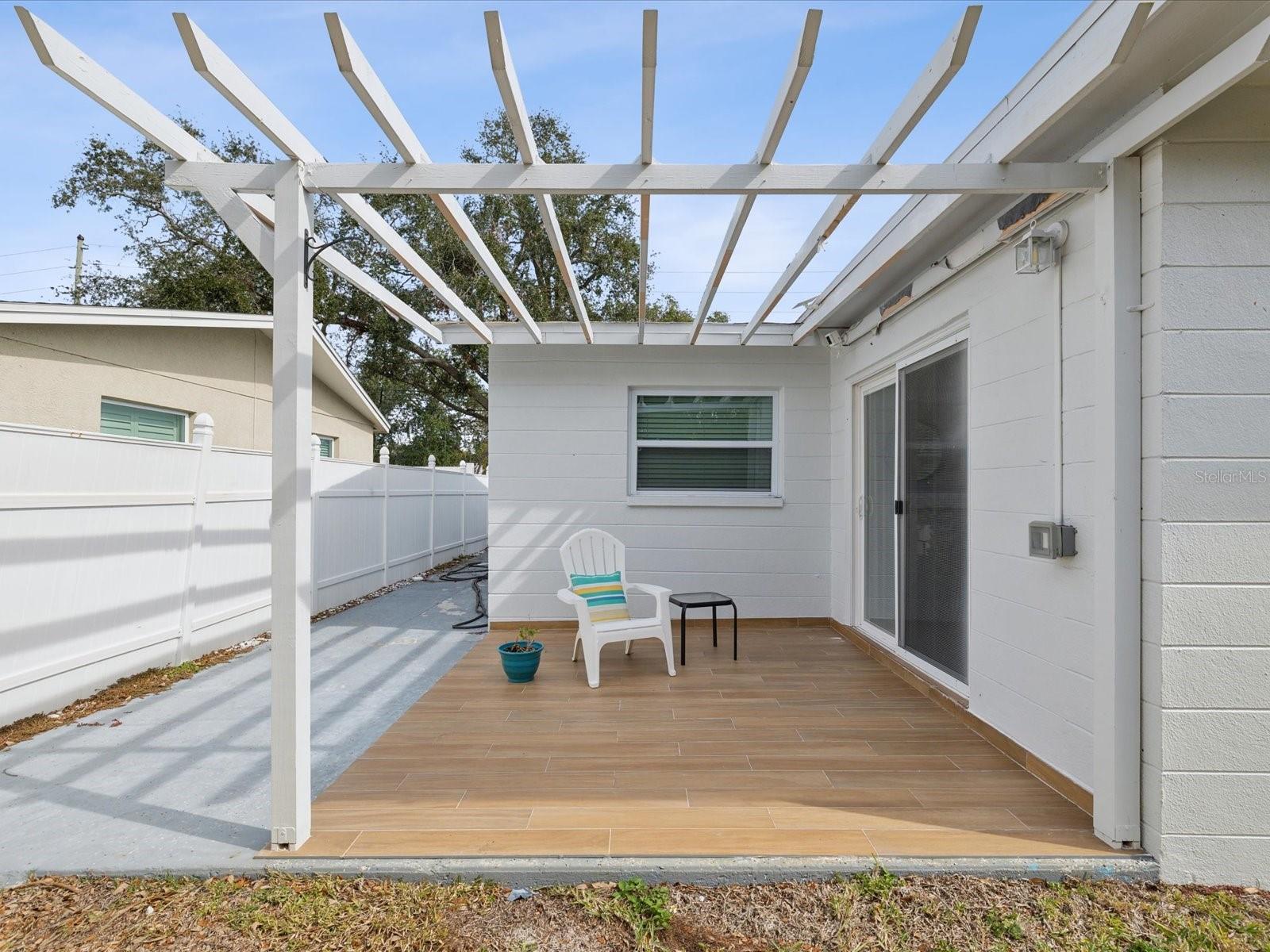 10264 OAKHURST RD, LARGO, FL, 33774