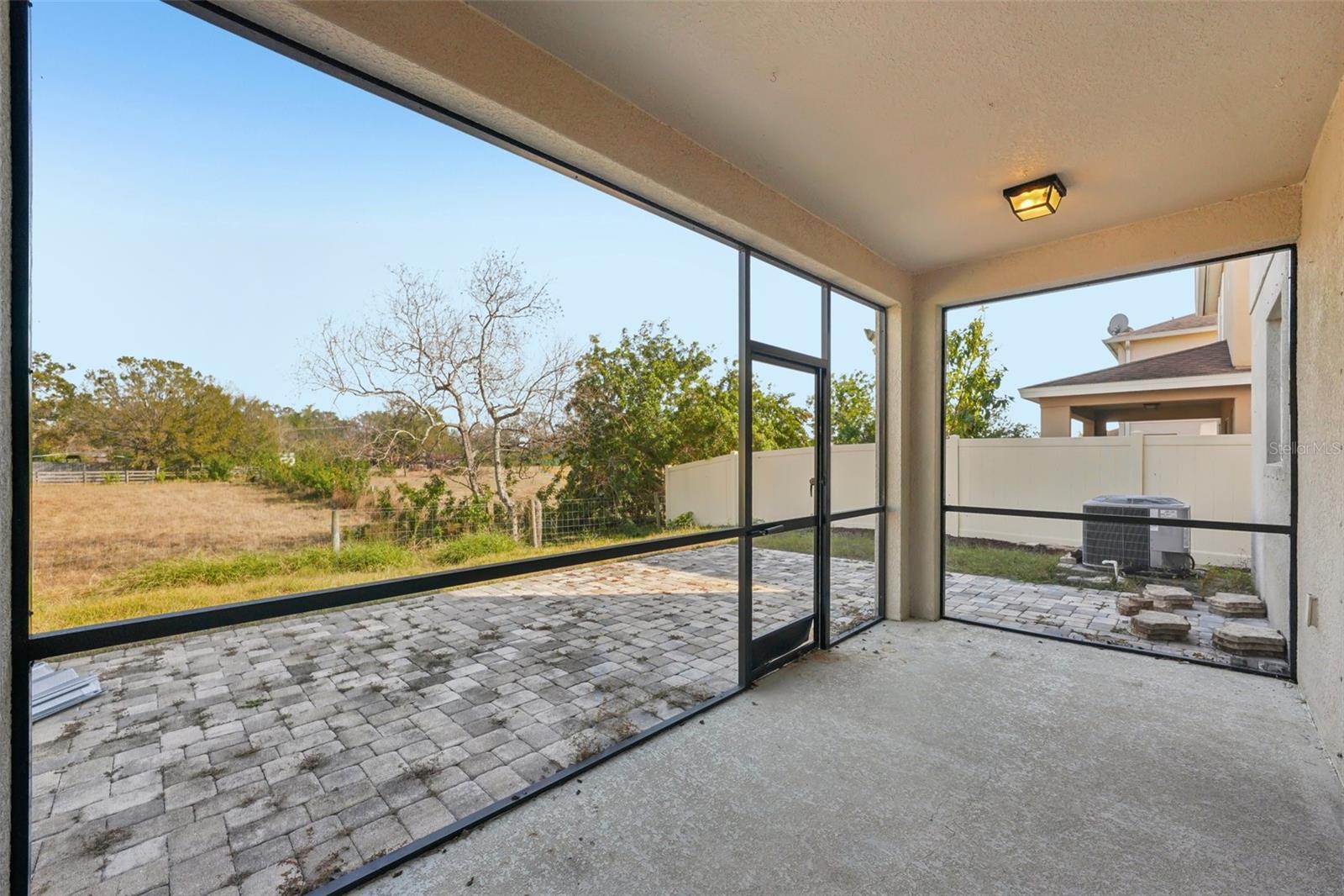 10710 SOUTHERN FOREST DR, RIVERVIEW, FL, 33578