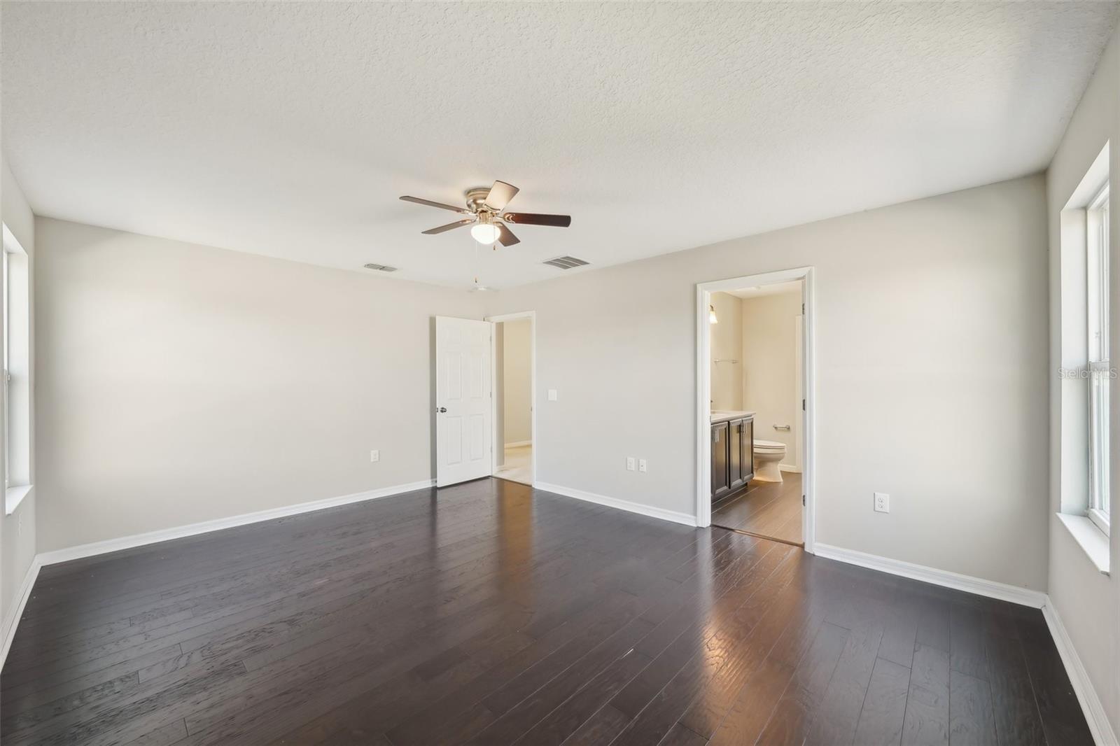10710 SOUTHERN FOREST DR, RIVERVIEW, FL, 33578