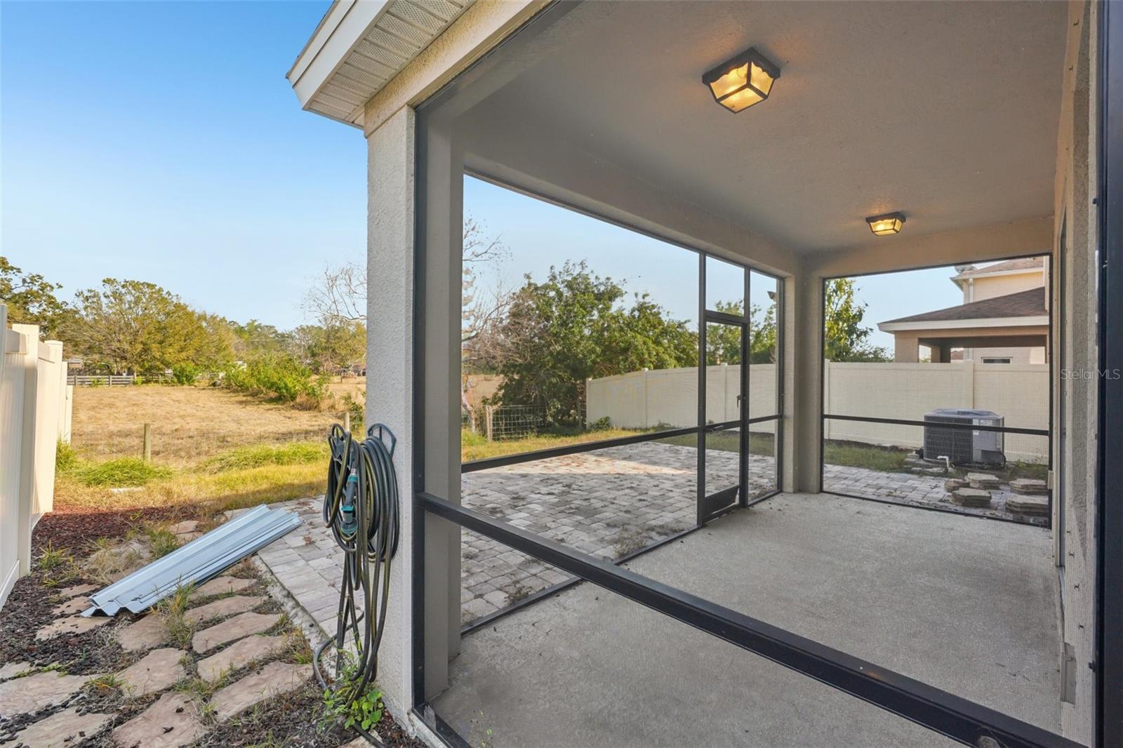 10710 SOUTHERN FOREST DR, RIVERVIEW, FL, 33578