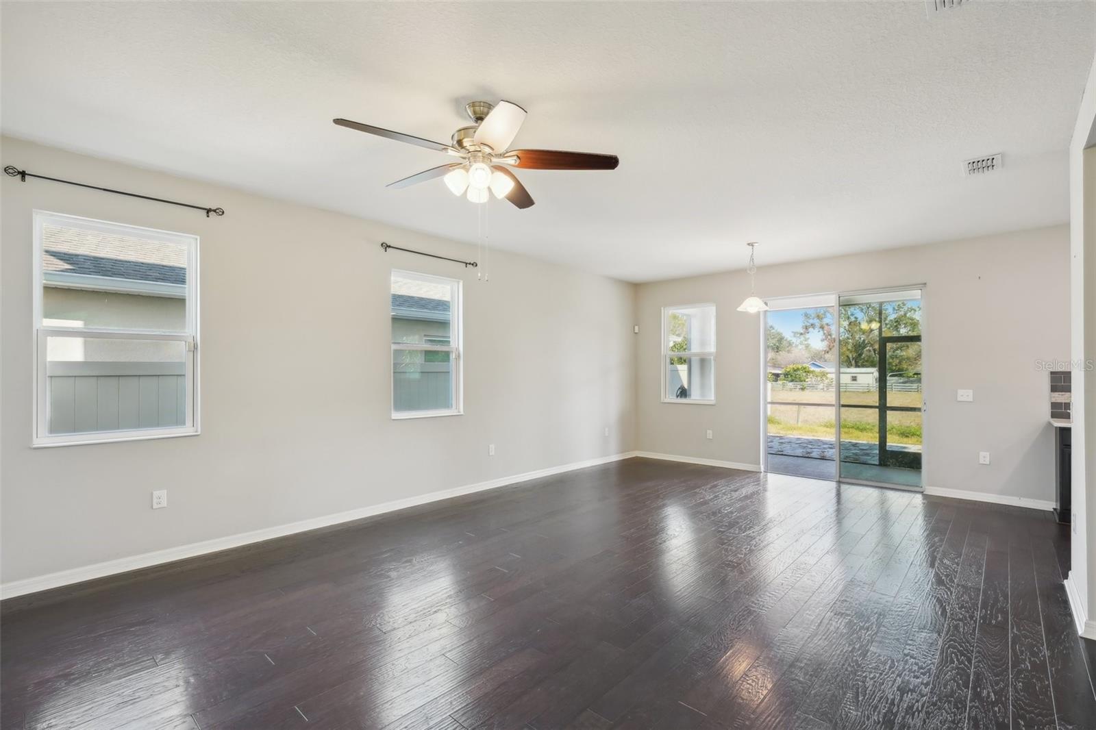 10710 SOUTHERN FOREST DR, RIVERVIEW, FL, 33578