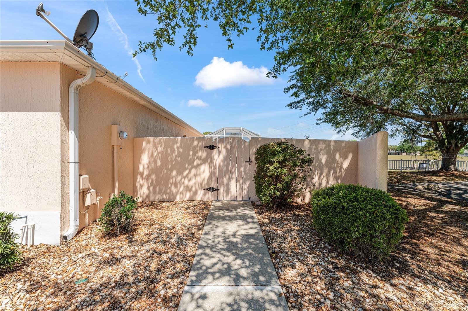 1801 MARQUEZ LOOP, LADY LAKE, FL, 32159