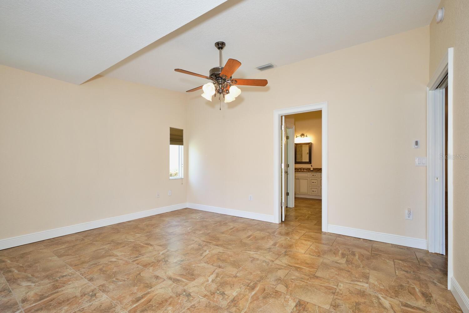 1890 DEBORAH DR #14, PUNTA GORDA, FL, 33950