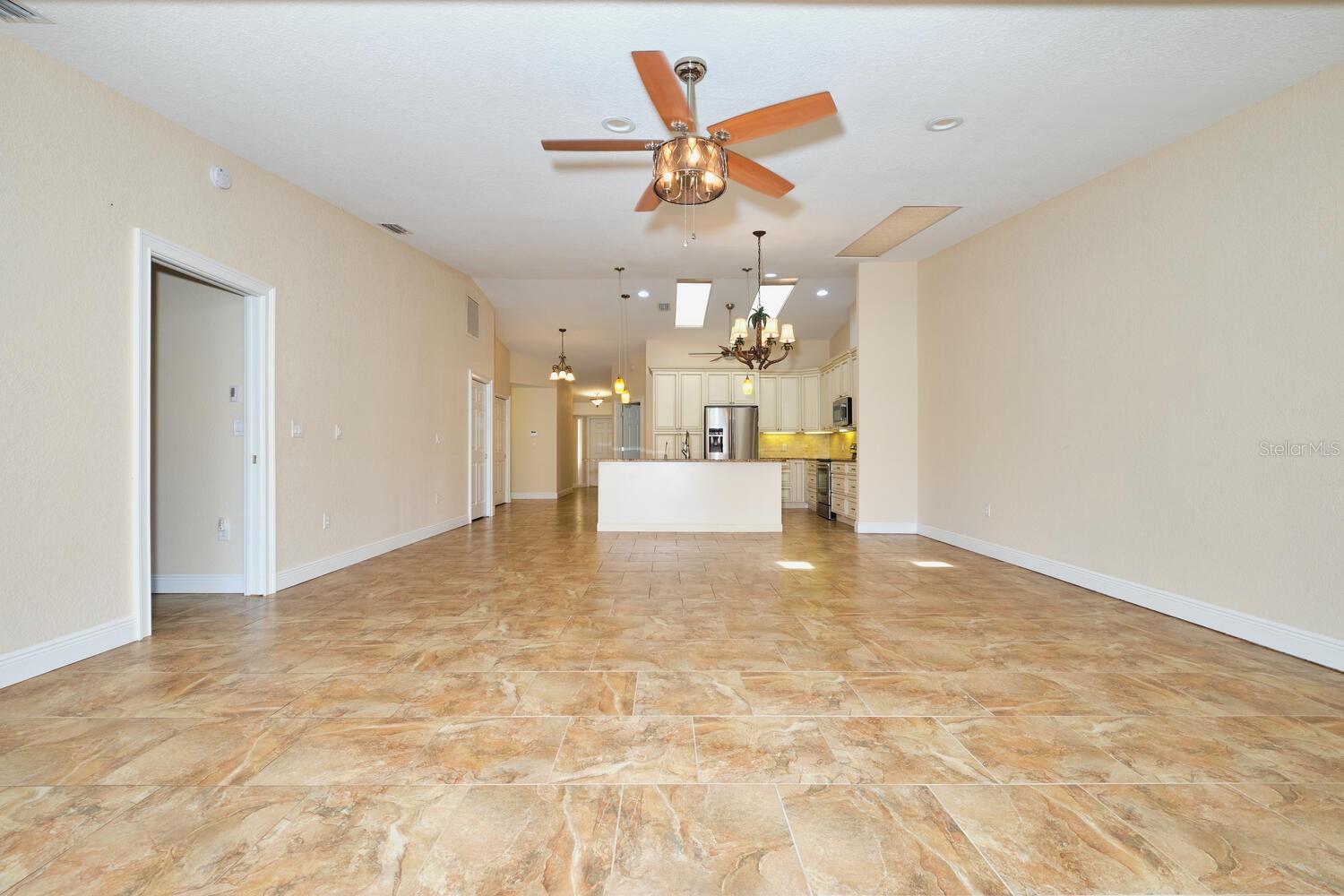 1890 DEBORAH DR #14, PUNTA GORDA, FL, 33950