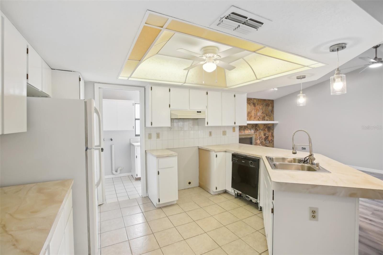 4051 S OAKHURST DR, HOMOSASSA, FL, 34446