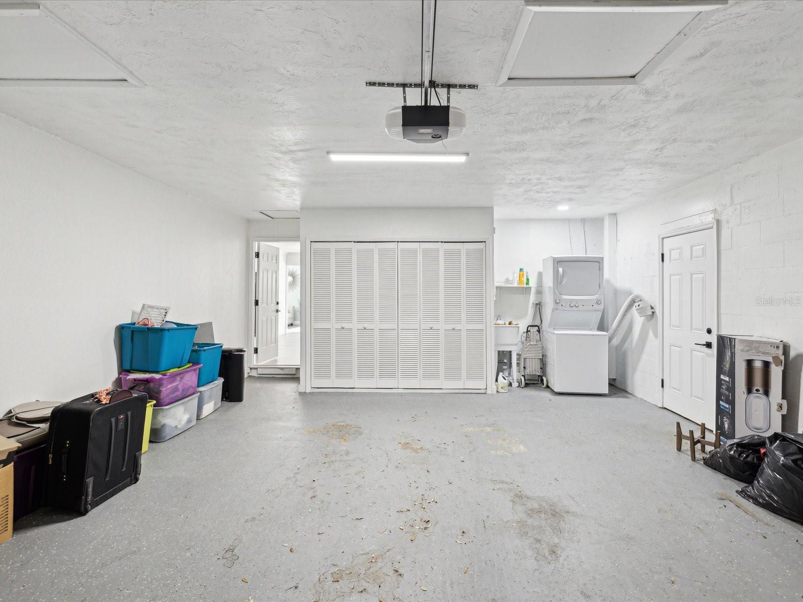 10264 OAKHURST RD, LARGO, FL, 33774