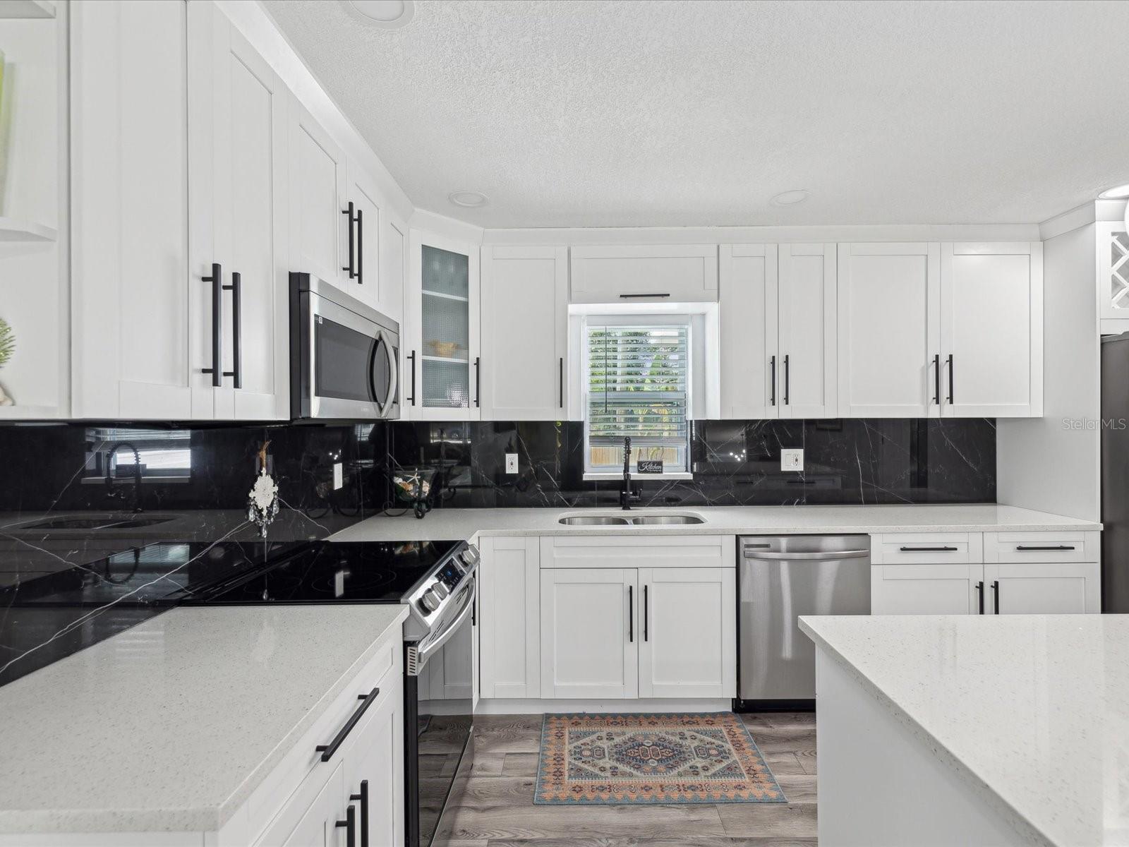 10264 OAKHURST RD, LARGO, FL, 33774