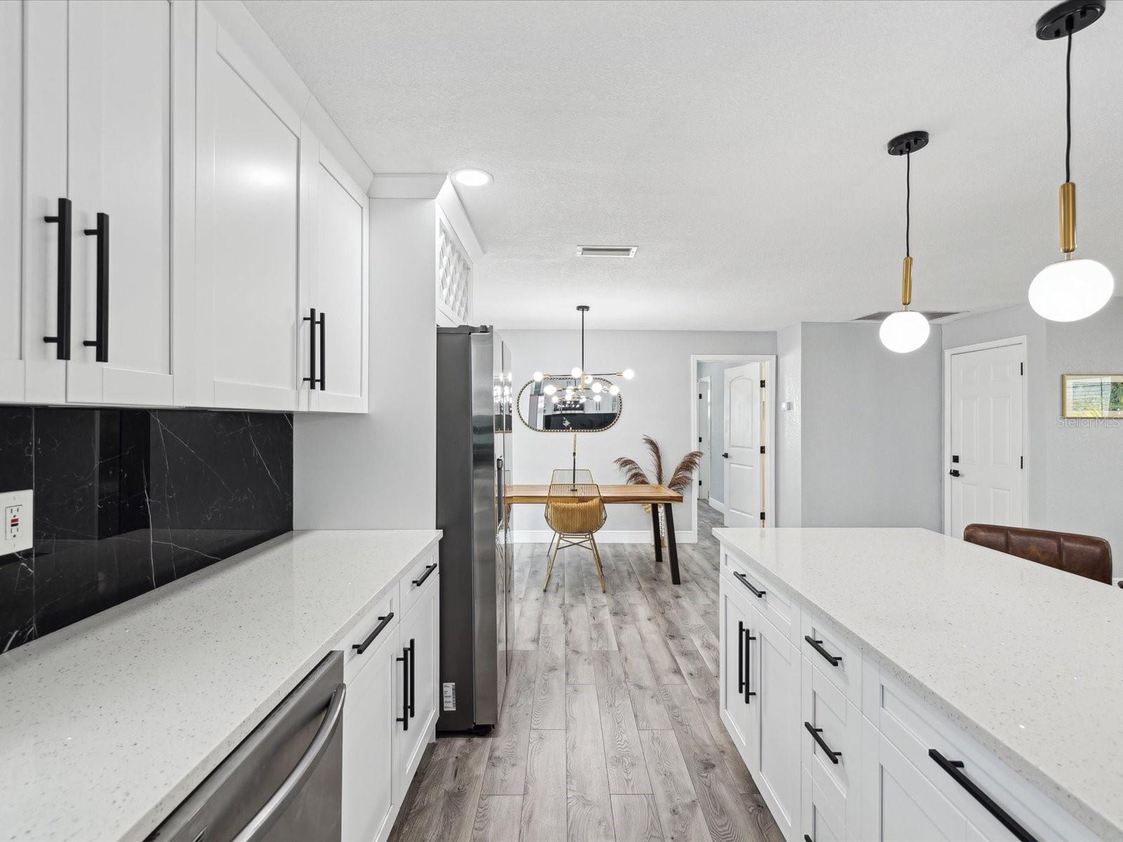 10264 OAKHURST RD, LARGO, FL, 33774