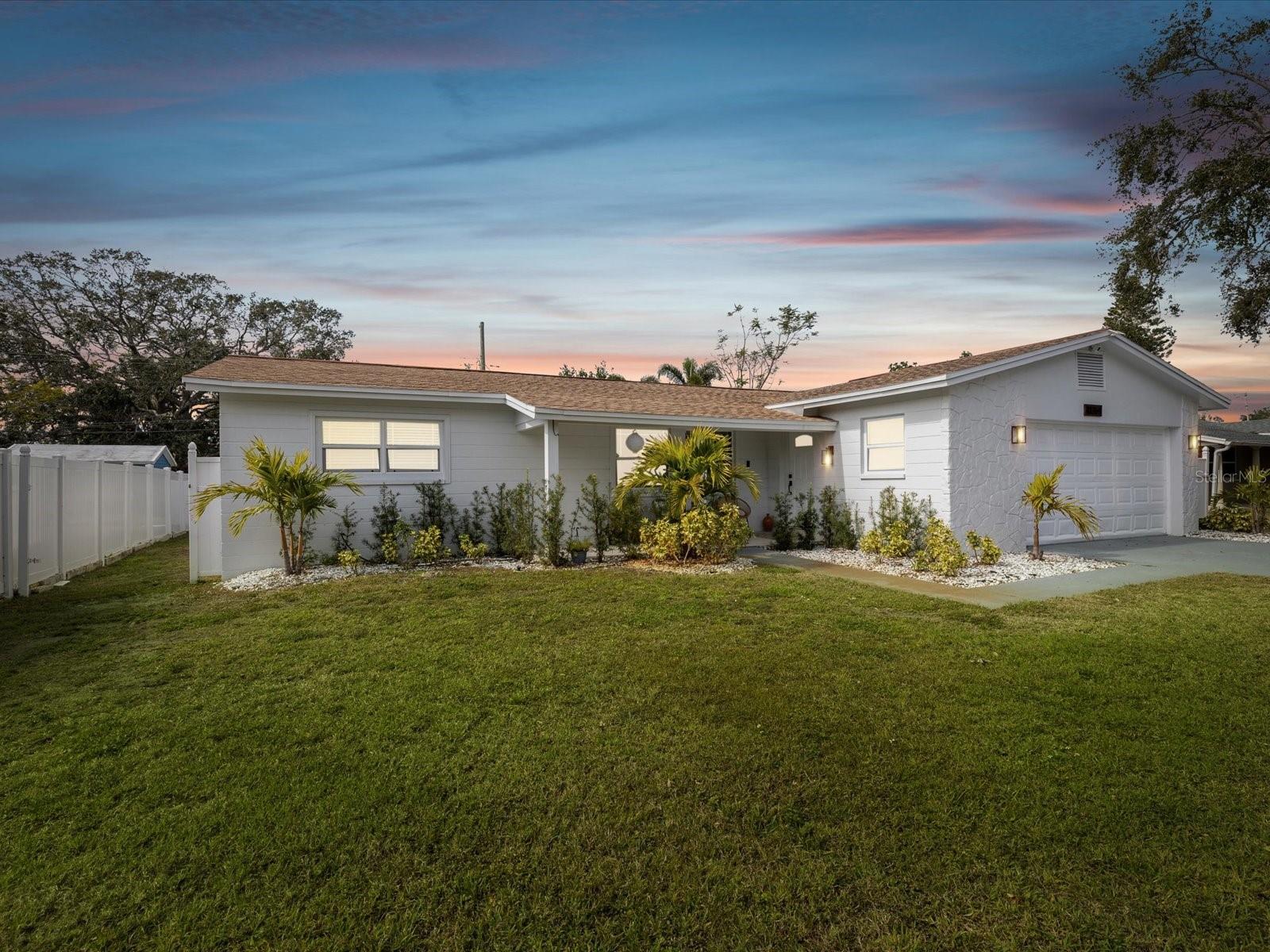 10264 OAKHURST RD, LARGO, FL, 33774