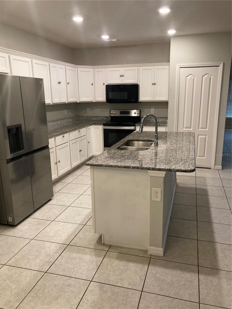 4432 COLLINGSWOOD BLVD, PORT CHARLOTTE, FL, 33948