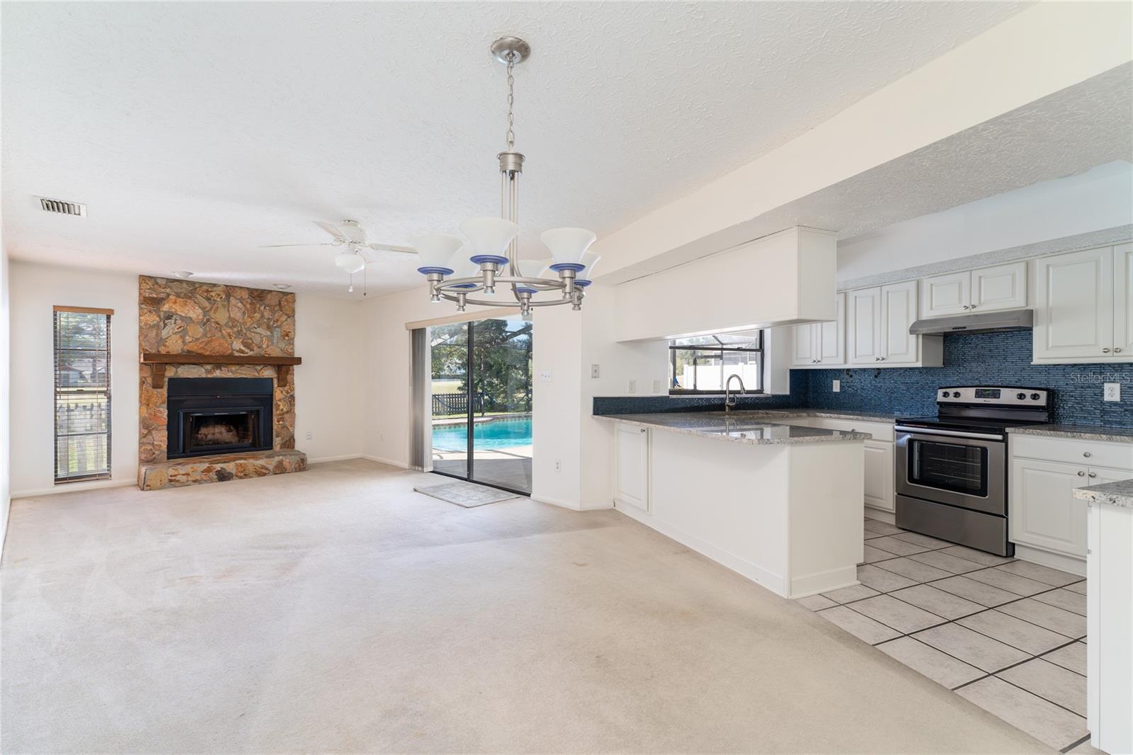 4726 WINDFLOWER CIR, TAMPA, FL, 33624