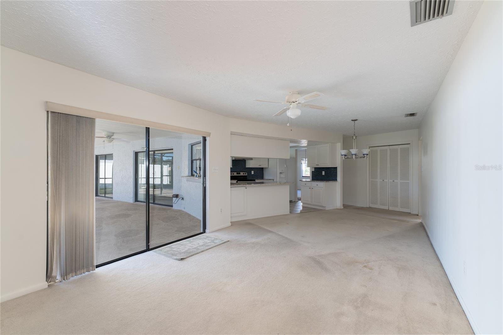 4726 WINDFLOWER CIR, TAMPA, FL, 33624