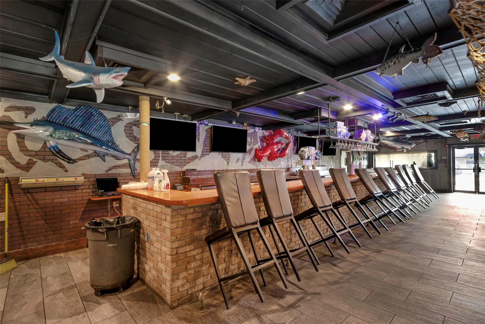 2901 TYRONE BLVD N, ST PETERSBURG, FL, 33710