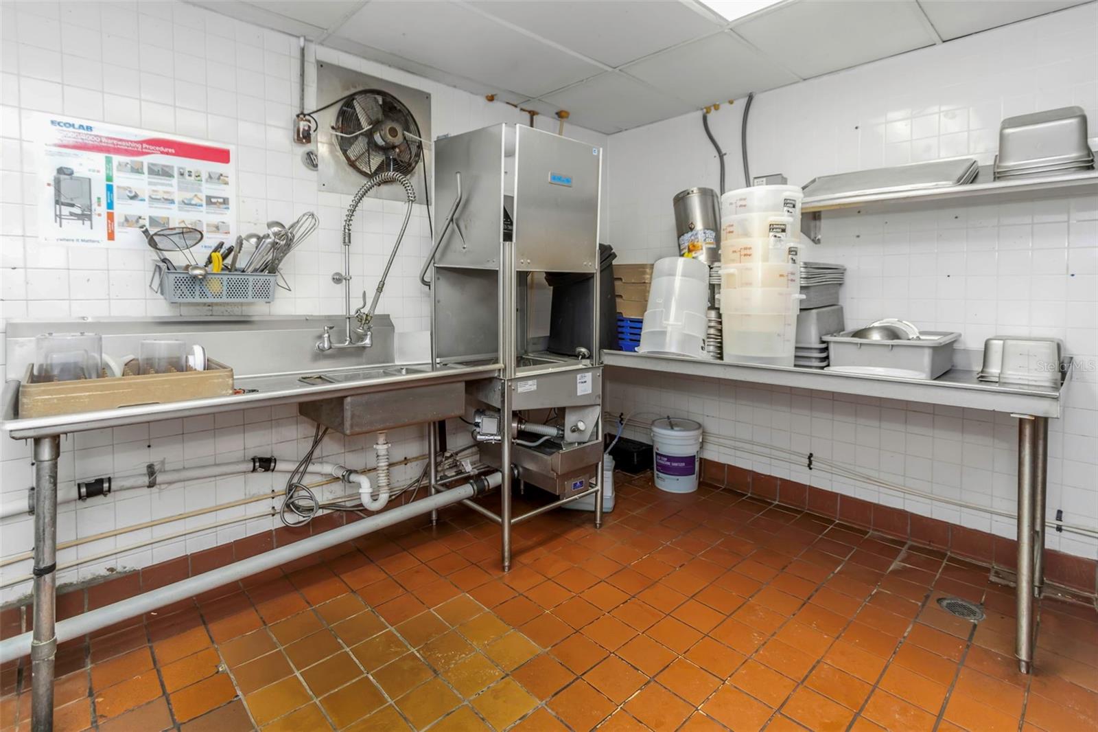 2901 TYRONE BLVD N, ST PETERSBURG, FL, 33710