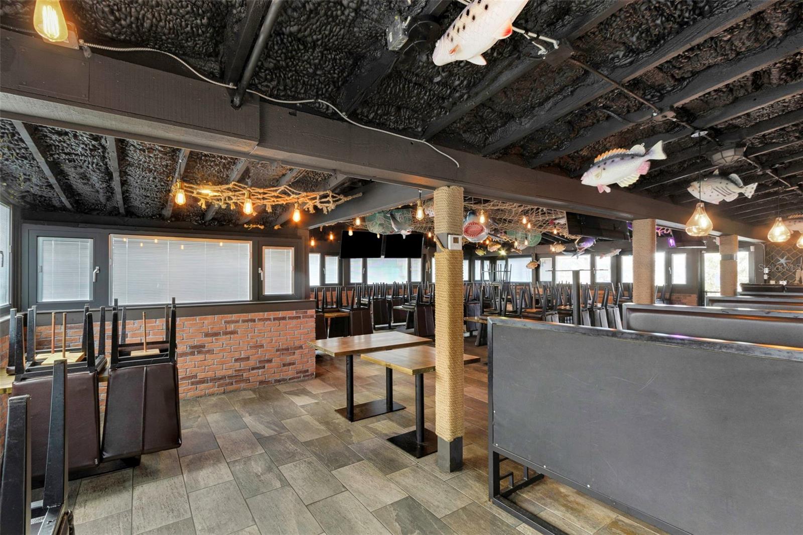 2901 TYRONE BLVD N, ST PETERSBURG, FL, 33710
