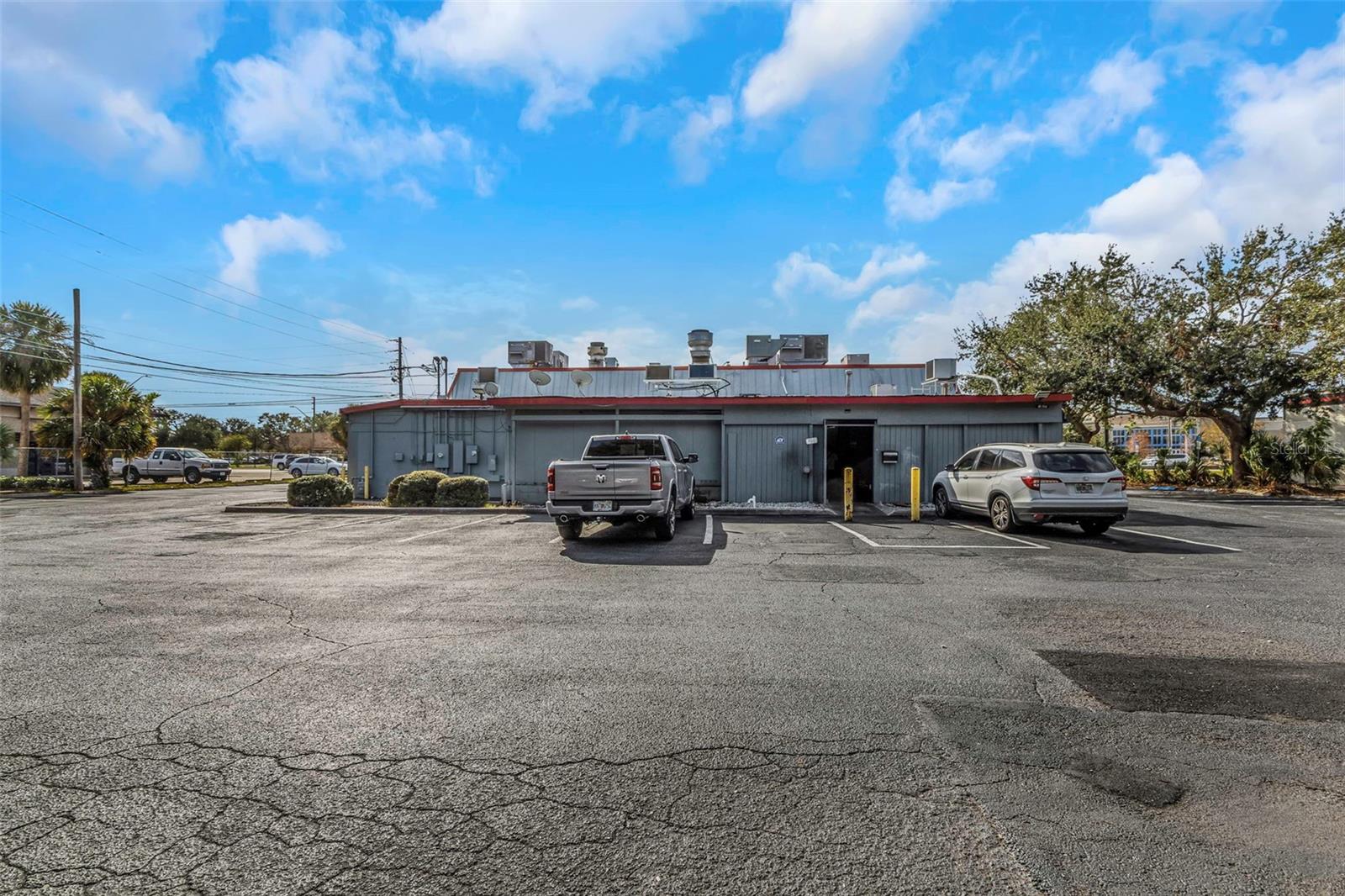 2901 TYRONE BLVD N, ST PETERSBURG, FL, 33710