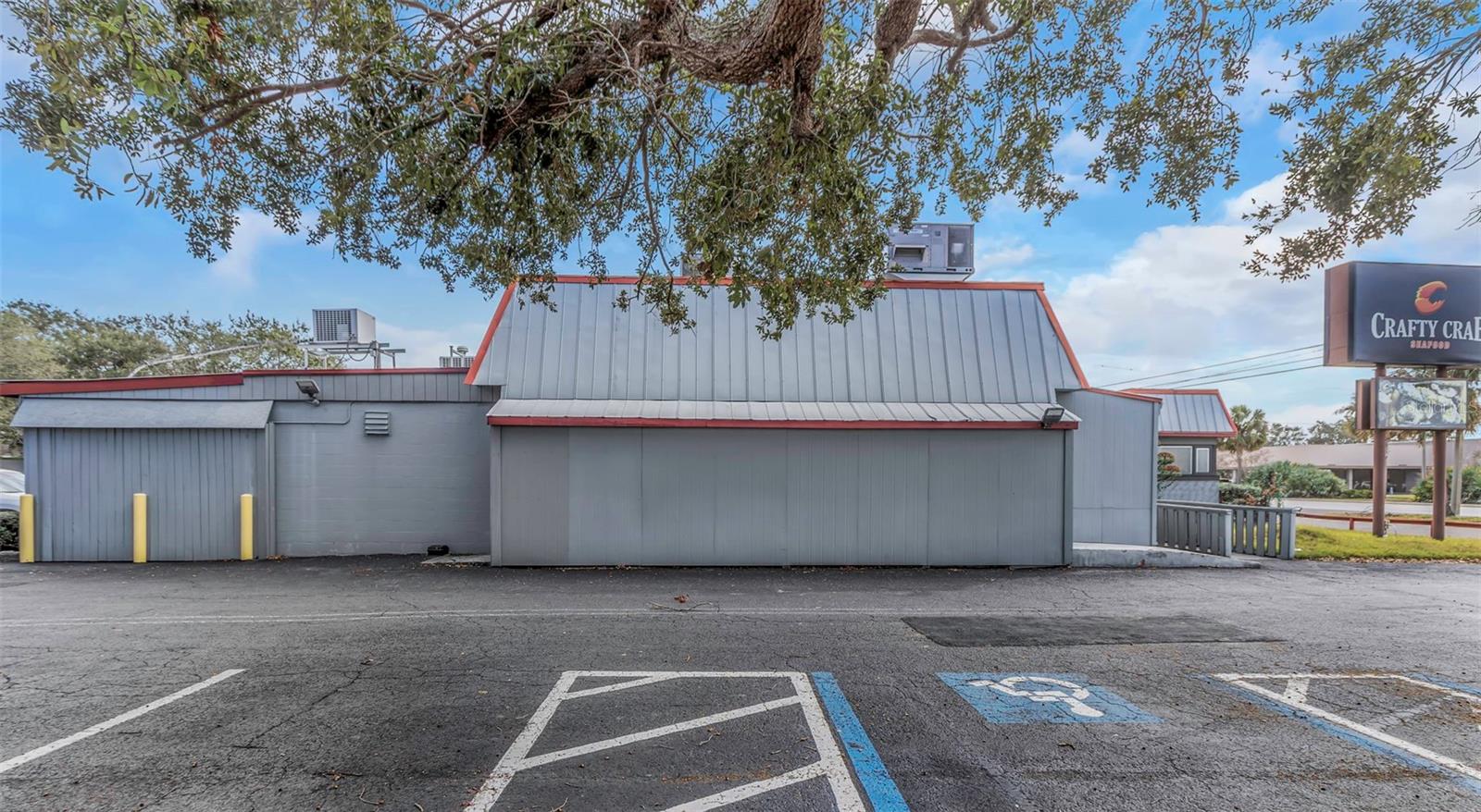 2901 TYRONE BLVD N, ST PETERSBURG, FL, 33710