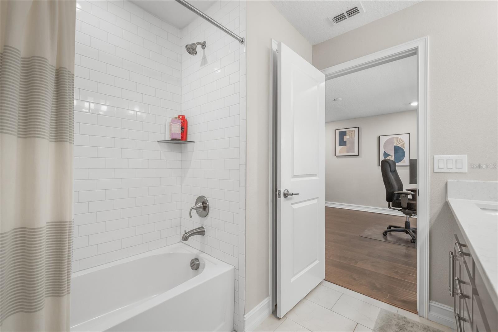 5351 BRIDGE ST #67, TAMPA, FL, 33611