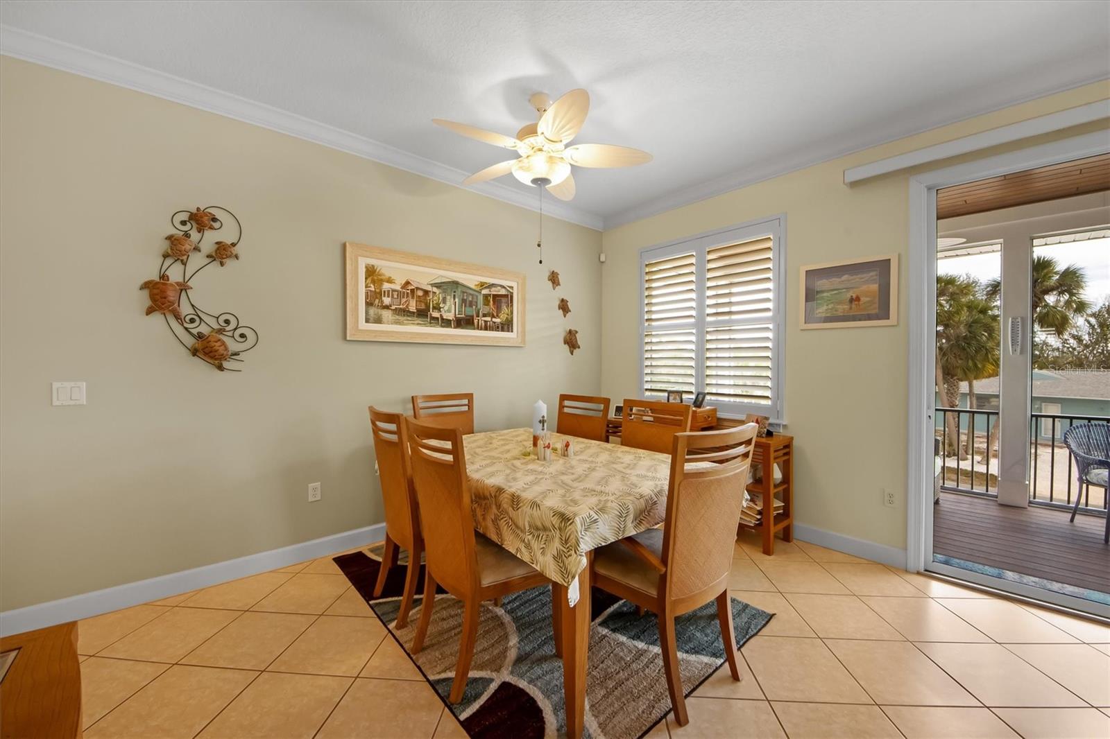 220 82ND ST, HOLMES BEACH, FL, 34217