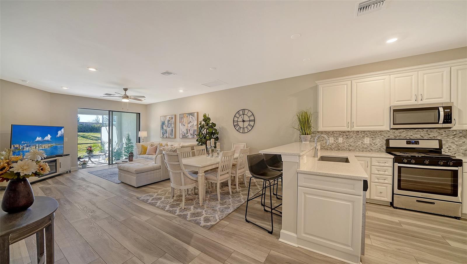 7590 SUMMERLAND CV, BRADENTON, FL, 34202