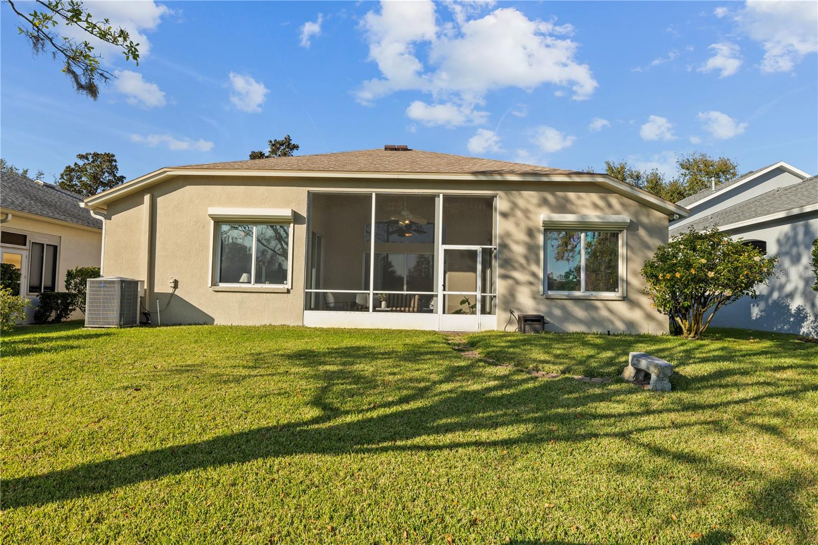15555 MARTINMEADOW DR, LITHIA, FL, 33547