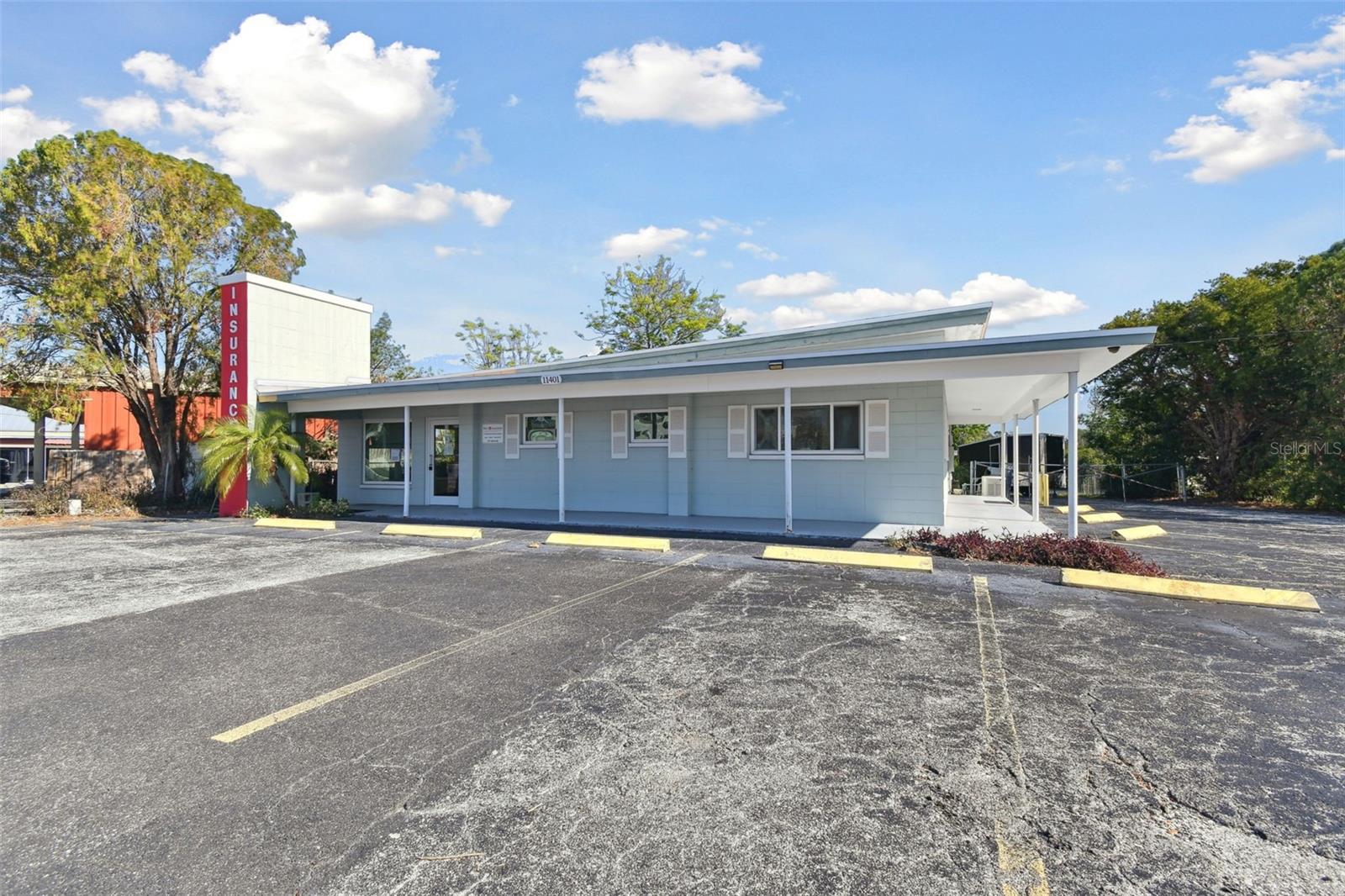 11401 SEMINOLE BLVD, LARGO, FL, 33778