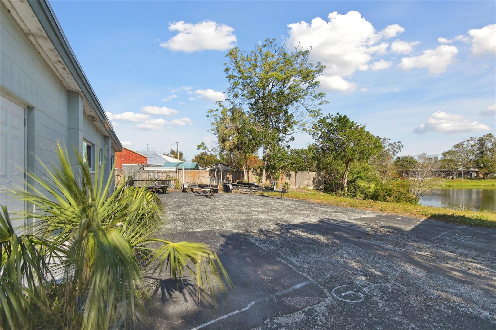 11401 SEMINOLE BLVD, LARGO, FL, 33778