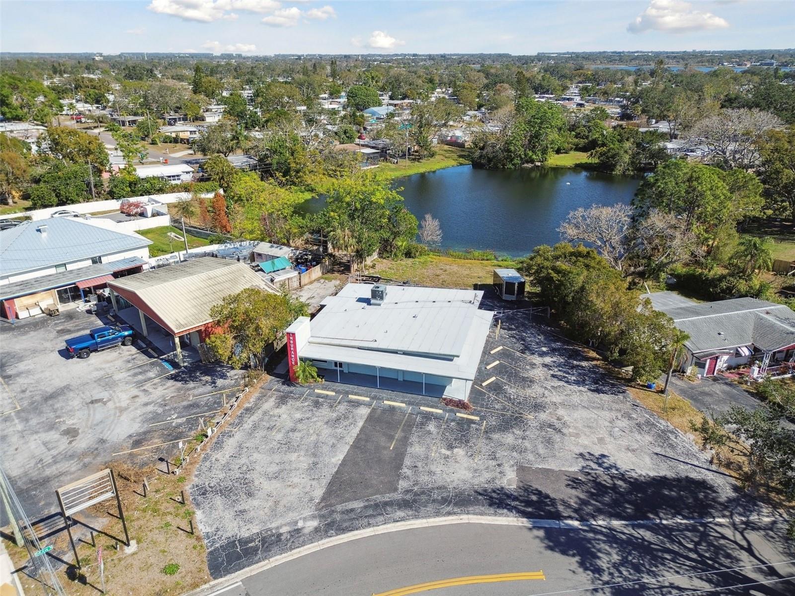 11401 SEMINOLE BLVD, LARGO, FL, 33778