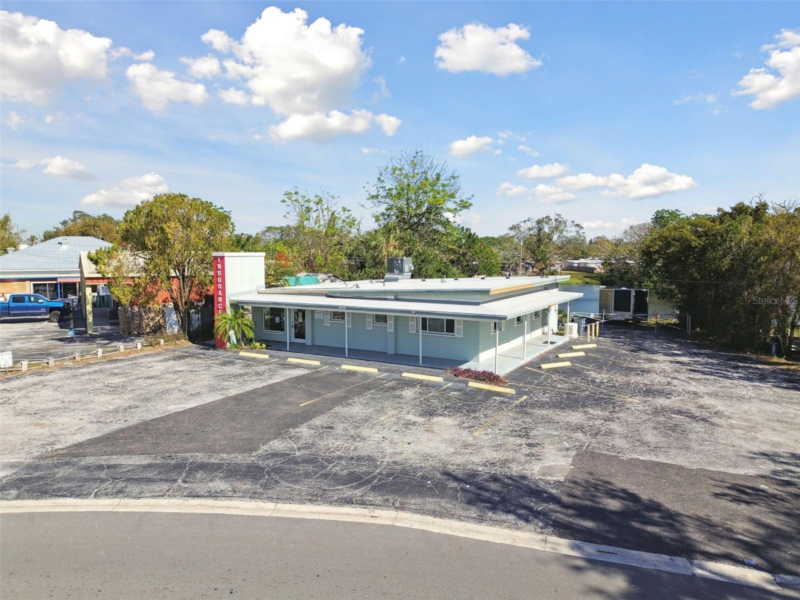 11401 SEMINOLE BLVD, LARGO, FL, 33778