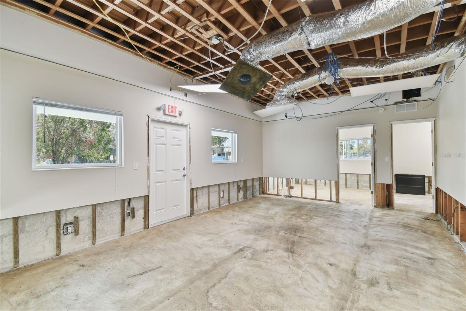 11401 SEMINOLE BLVD, LARGO, FL, 33778