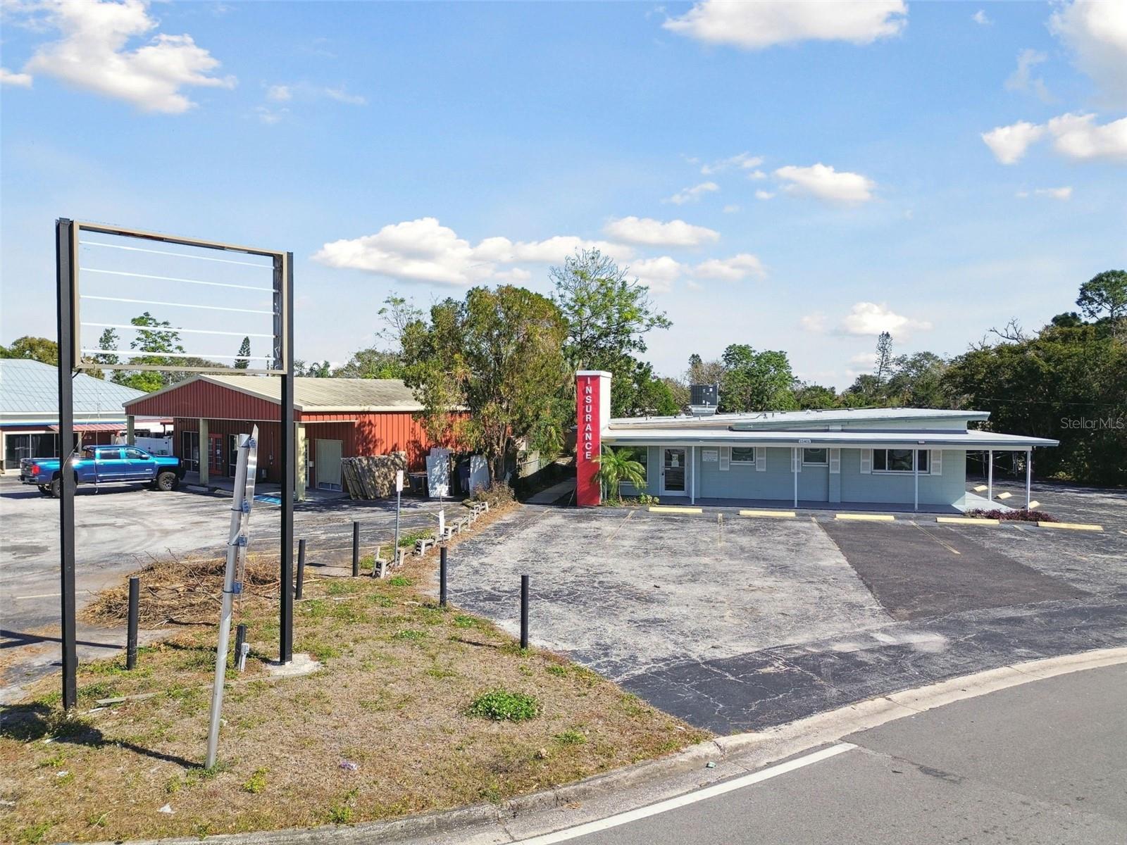 11401 SEMINOLE BLVD, LARGO, FL, 33778