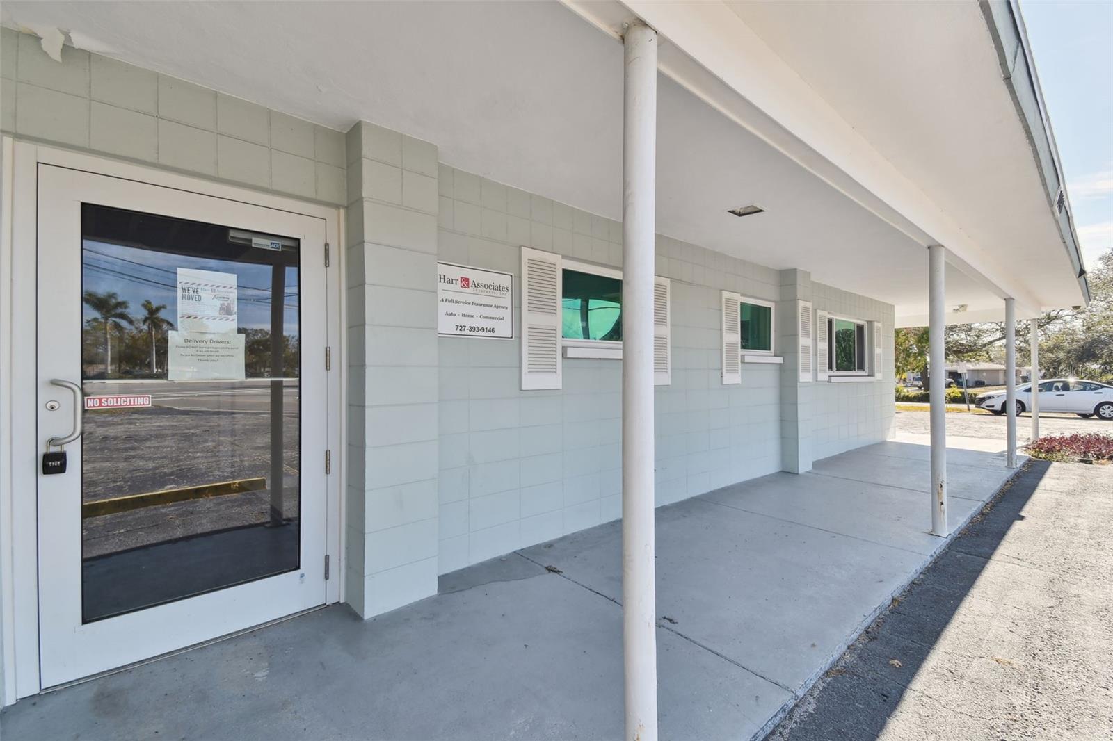 11401 SEMINOLE BLVD, LARGO, FL, 33778