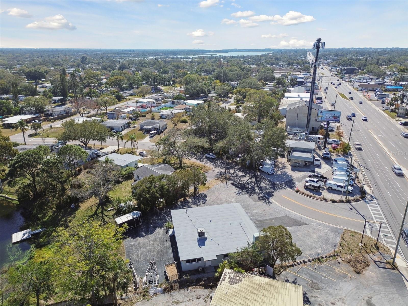 11401 SEMINOLE BLVD, LARGO, FL, 33778