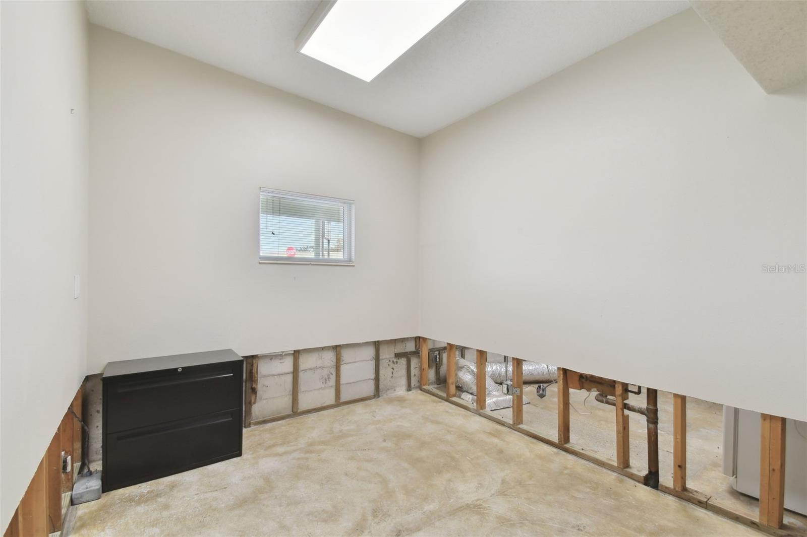 11401 SEMINOLE BLVD, LARGO, FL, 33778