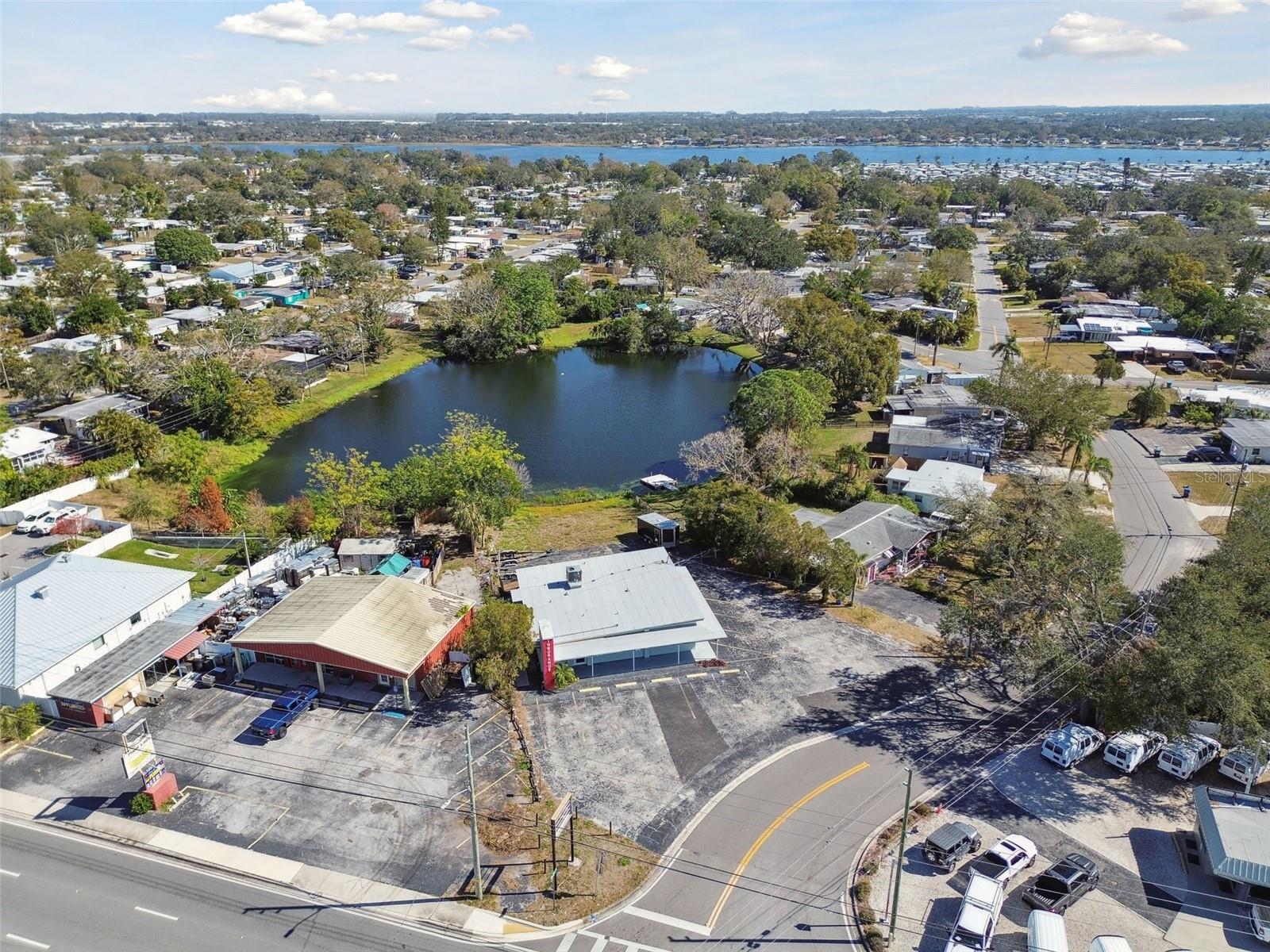 11401 SEMINOLE BLVD, LARGO, FL, 33778