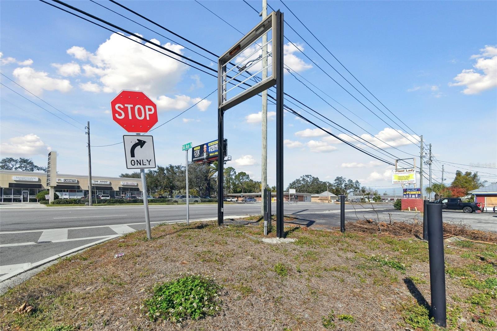 11401 SEMINOLE BLVD, LARGO, FL, 33778