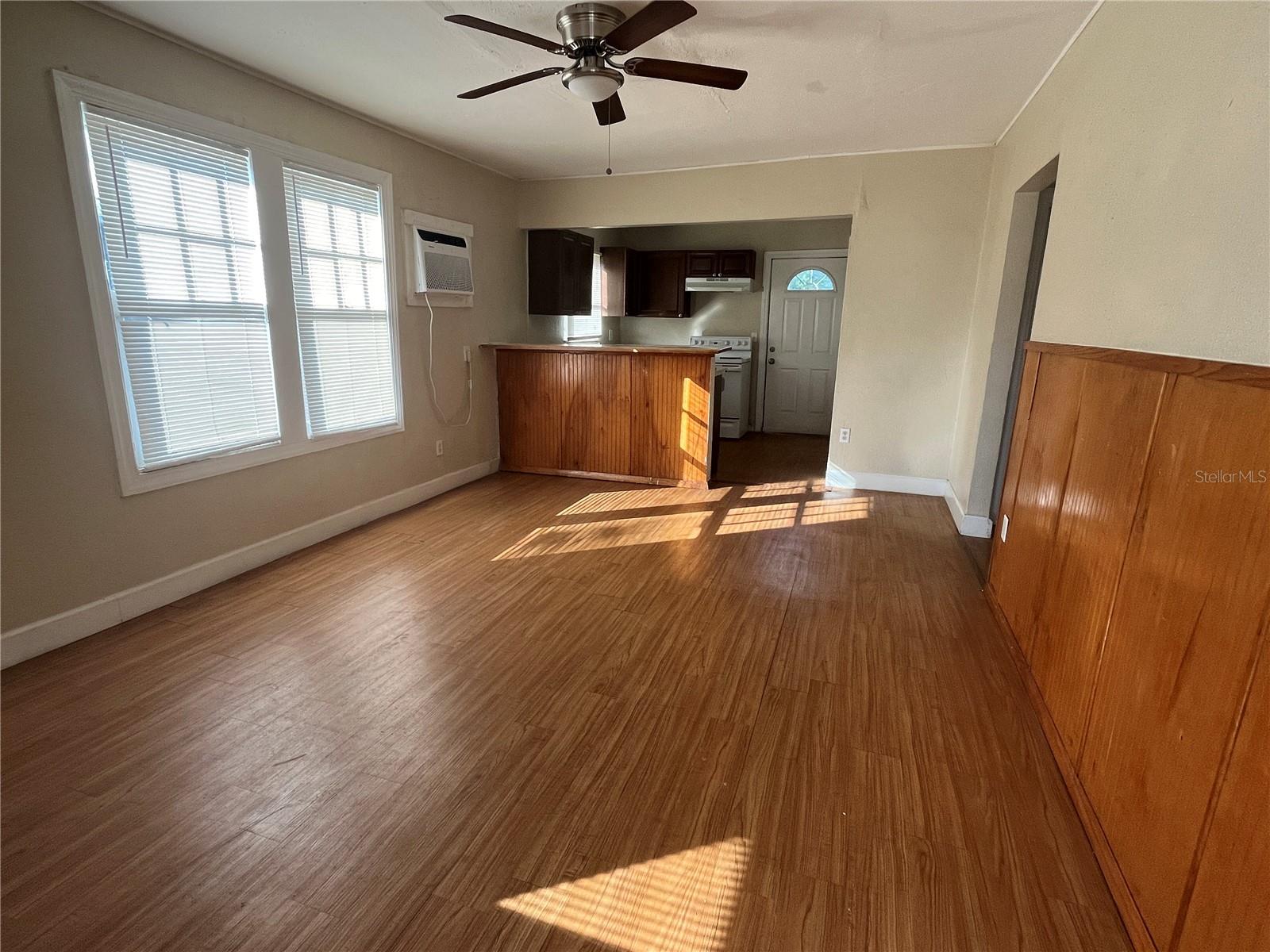 421 KISSIMMEE AVE, LAKE WALES, FL, 33853